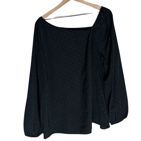 Lane Bryant Classic Long-Sleeve Asymmetrical-Neckline Top - Size 14 - Picture 6 of 7